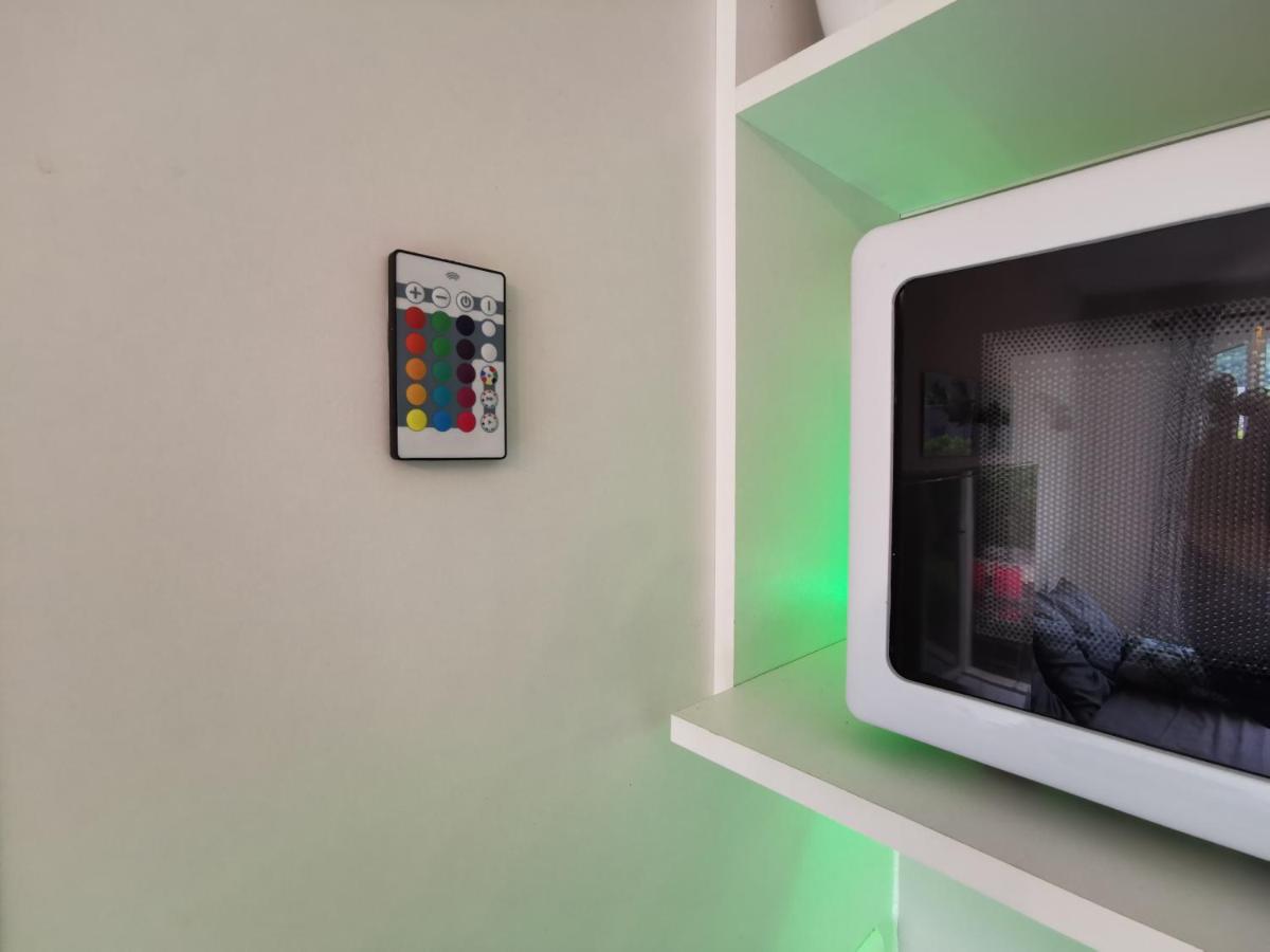 Au 11 T3 Duplex, Village Vacances, Piscines, Parking Saint-Geniez-dʼOlt 外观 照片